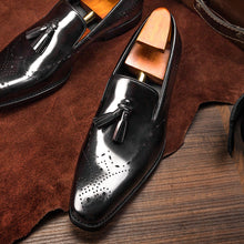Cargar imagen en el visor de la galería, Zapatos de negocios británicos de piel de vaca con flecos para hombre