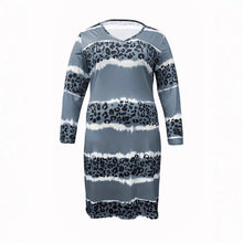 Lade das Bild in den Galerie-Viewer, Fashionable V-Neck Printed Leopard Print Casual Comfortable Plus Size Dress