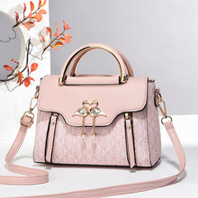 Lade das Bild in den Galerie-Viewer, Womens Stylish Versatile Tote Shoulder And Crossbody Bag