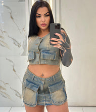 Lade das Bild in den Galerie-Viewer, Women's Denim Dress Set, Short Sleeveless Vest with Raw Hem Pockets and Mini Skirt