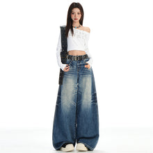 Load image into Gallery viewer, Cat-Whisker Embroidered Jeans Women