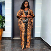 Lade das Bild in den Galerie-Viewer, Patchwork Printed Robe African V-Neck Dress with BeadsPrinted Pattern