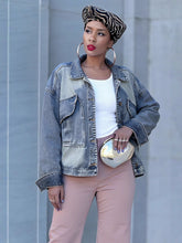 Load image into Gallery viewer, Loose Fit Oversized Pocket Bleached Denim Jacket