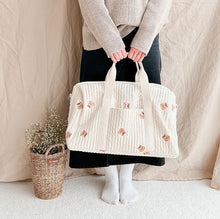 Load image into Gallery viewer, Embroidered Travel Bag Large Capacity Luggage Bag Lightweight Carry-on Handheld Shoulder Bag Boston Bag