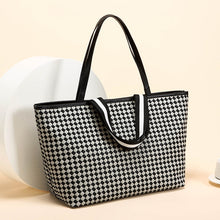 Load image into Gallery viewer, Single shoulder large capacity bag for women