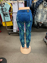 Load image into Gallery viewer, Women Denim Jeans