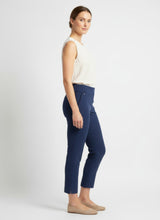Lade das Bild in den Galerie-Viewer, product image