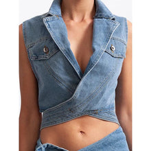 Cargar imagen en el visor de la galería, Chaquetas vaqueras de talla grande, color liso, sin mangas y con solapa azul