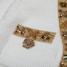 Lade das Bild in den Galerie-Viewer, Sequined Beaded Knitted Cardigan Two-Piece Skirt
