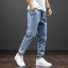 Load image into Gallery viewer, Cargo Men Denim Jogger Pants