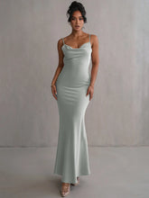 Cargar imagen en el visor de la galería, Mozision Floral Draped Backless Maxi Dress