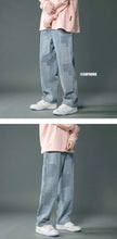 Lade das Bild in den Galerie-Viewer, Trend Simplicity Male Casual Plaid Jeans Streetwear Embroidered Denim Pants Men Loose Straight Classic Wide Leg Retro Trousers
