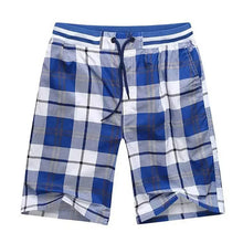 Lade das Bild in den Galerie-Viewer, Bermuda Male Hot 2024 Summer Elastic Waist Mens Plaid Shorts Classic Design Breeches Cotton Casual Beach Short Pants Big Size 44