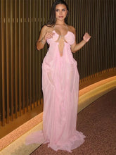 Lade das Bild in den Galerie-Viewer, Weird Puss Sexy See Through Halter Chain Backless Dress