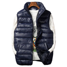 Lade das Bild in den Galerie-Viewer, Men Cotton Padded Lightweight Sleeveless Vest