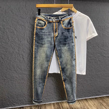 Load image into Gallery viewer, Retro Straight Stretch Loose Comfortable Jeans