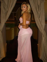 Lade das Bild in den Galerie-Viewer, Weird Puss Sexy See Through Halter Chain Backless Dress