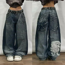 Lade das Bild in den Galerie-Viewer, American Street Fashion Trend Gothic Print Loose Jeans Men Harajuku Y2K New Hip Hop Joker Oversized Wide-leg Pants Unisex Jeans