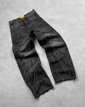 Lade das Bild in den Galerie-Viewer, Distressed Retro Black Pants Embroidery Harajuku Gothic Wide Leg Jeans