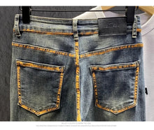 Load image into Gallery viewer, Retro Straight Stretch Loose Comfortable Jeans