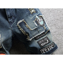 Load image into Gallery viewer, Summer New Fashion Trend Printed Straight Leg Sports Retro Jeans Men's Loose Large Size Comfortable High Quality Shorts 28-36