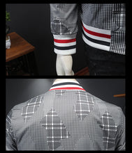 Cargar imagen en el visor de la galería, Chaqueta casual ajustada con estampado de rayas