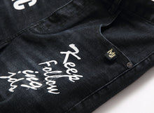 Load image into Gallery viewer, Men Summer White Ripped Denim Shorts Male Holes Short Jeans New Fashion Streetwear Stretch Jeans Shorts Pants Srtaight Fit Jeans