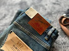 Load image into Gallery viewer, 14OZ Red Ear American Classic fit straight drum cotton ball Denim Jeans