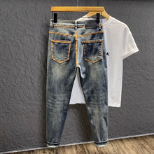 Load image into Gallery viewer, Retro Straight Stretch Loose Comfortable Jeans