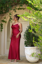 Cargar imagen en el visor de la galería, Mozision Floral Draped Backless Maxi Dress