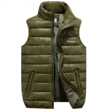 Lade das Bild in den Galerie-Viewer, Men Cotton Padded Lightweight Sleeveless Vest