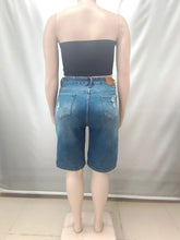 Load image into Gallery viewer, Women's High Waist Distressed Ripped Loose Fit Casual Denim Shorts with Frayed Hem Washed Look Summer Streetwear Bottoms