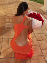 Load image into Gallery viewer, Leosoxs Backless Hollow One Shoulder Pleated Solid Tassel Patchwork Dress