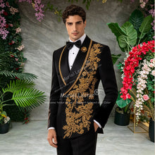 Load image into Gallery viewer, Men's Rhinestone Beaded Appliques Groom Single Breasted Slim Fit Suit Outfit
