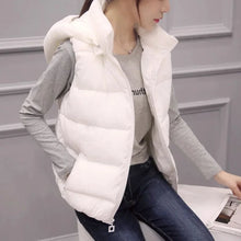 Load image into Gallery viewer, Women's Short Padded Quilted Vest Warm Slimming Detachable Cap Jacket.