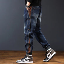 Cargar imagen en el visor de la galería, Pantalones Harlan holgados, casuales y modernos con banda en el tobillo