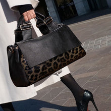 Load image into Gallery viewer, Chic Genuine Leather Large Capacity Handbag Women's Bag Fashion Leopard Print Tote Bag Soft Leather Lady Bag
