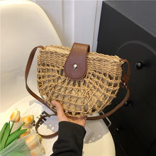 Load image into Gallery viewer, Straw woven bag women's beach bag crossbody shoulder bag armpit saddle bag
