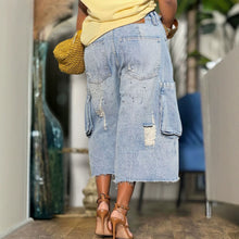 画像をギャラリービューアに読み込む, Ripped Raw Hem Multi-Pocket Cargo Seven-Eighth Denim Pants
