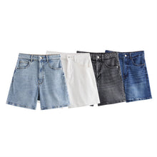 Load image into Gallery viewer, Fashionable and minimalist shorts
