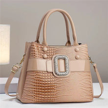 Load image into Gallery viewer, Lizard patterned single shoulder diagonal cross bag
