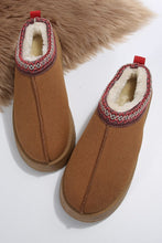 Lade das Bild in den Galerie-Viewer, Contrast Print Suede Plush Lined Snow Boots in warm brown suede with plush white lining and red patterned trim, designed for cozy winter wear.
