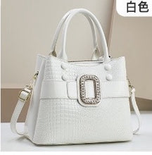 Load image into Gallery viewer, Lizard patterned single shoulder diagonal cross bag
