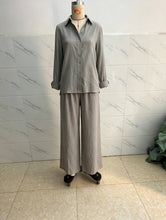 Load image into Gallery viewer, Summer High-End Shirt Collar Outfit Loose Cotton Linen Women's Set
