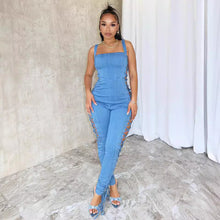 Lade das Bild in den Galerie-Viewer, Fashionable Women's Belted Jumpsuit with Side Drawstring Denim Overalls
