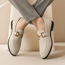Lade das Bild in den Galerie-Viewer, Fashion Personality Suede Leather Shoes Men
