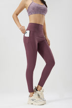 Load image into Gallery viewer, No awkward line yoga pants for women high waist hip lifting side fitness

