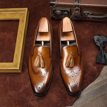 Charger l'image dans la galerie, Fringed Cowhide British Business Shoes Men
