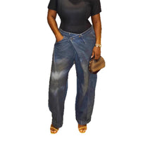 画像をギャラリービューアに読み込む, Distressed Washed Denim Pants with Knife Cut
