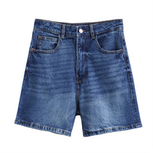 Load image into Gallery viewer, Fashionable and minimalist shorts
